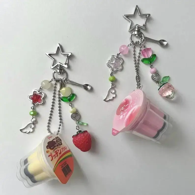 Whimsical Japanese Pudding Keychain - Pink Yellow Egg Flan Charm, Y2K Heisei Retro Aesthetic Beaded Accessory, Funky Unique Accessories, Keychain for Car Keys, Mini Gifts, Father’s Day Gift Idea