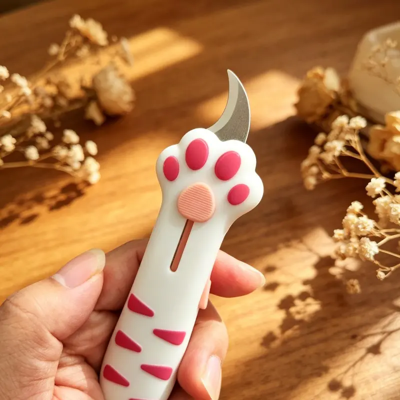 Cute Cat Claw Craft Knife, High-Quality Creative Unboxing Tool, Stainless Steel Blade, Ideal for Home, Office and School, Office Cutting Supply, Perfect Gift, Multiple Colors Available
