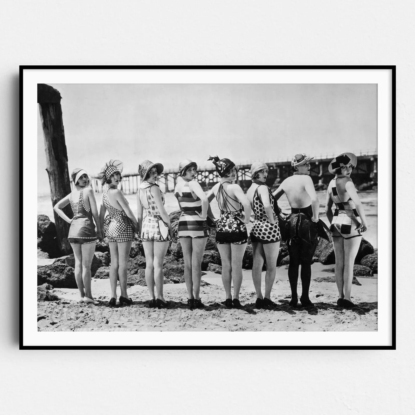 1920s Flapper Girls Black & White Retro Vintage Poster Print - Waterproof Tube Home Supplies Wall Art Decor for Kid Room, Colorful Gift Ornament