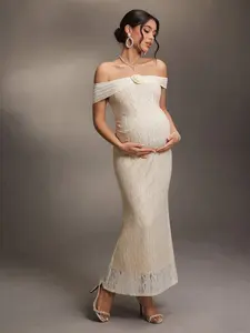 BELLAdresses Maternity 3D Floral Decor Off-Shoulder Lace Fitted Photoshoot Dress