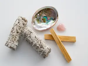 White Sage Smudge Kit with Detailed Instructions, Premium Thick Sage Bundle, Palo Santo, Abalone Shell, Rose Quartz for Spiritual Cleansing