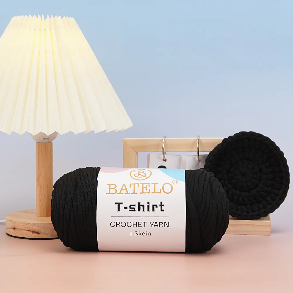 BATELO Soft Crochet T-Shirt Yarn, 400g/120yds Polyester-Spandex-Polyamide Blend, Stretchy Yarn for Bags, Home Décor, Crafting Enthusiasts, Soft Yarn