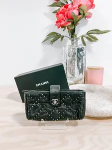 Pre-owned CHANEL Leather Small Leather Goods Black Studded Card Holder *Final Sale*