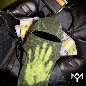 Yeomoo Heat Reactive Ski Mask, Unisex Temperature Sensitive Color Change Balaclava, Face Mask & Neck Gaiter for Skiing, Motorcycle, and outdoor, Breathable, Warm, Windproof Sports Gear Christmas Gift