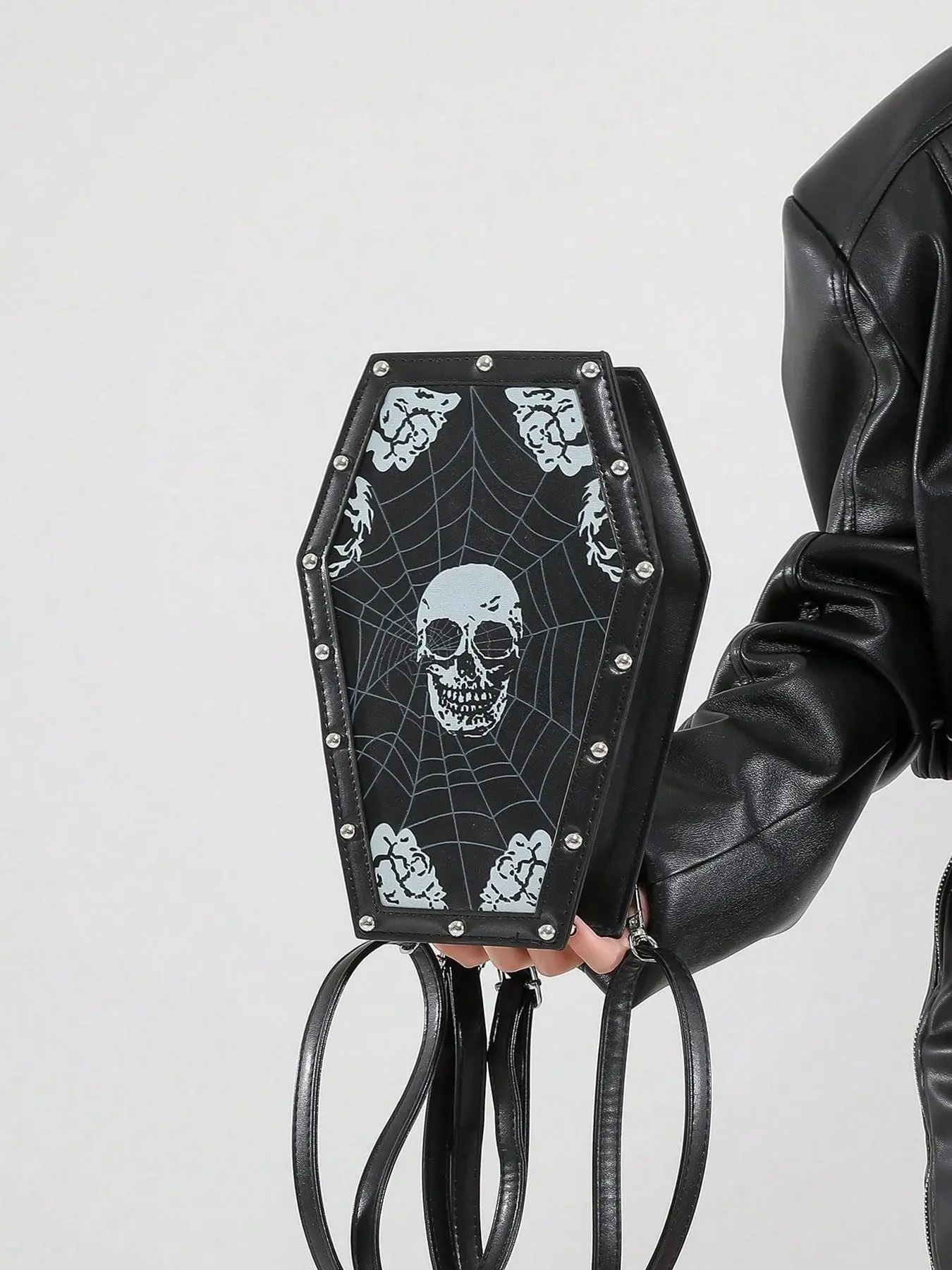 Dark Gothic style one-shoulder niche spider web design, a must-have bag for Halloween, letter-printed mysterious Gothic style messenger bag, personalized slogan shape, versatile, Fashion Crossbody Bag, Crossbody Shoulder Bags
