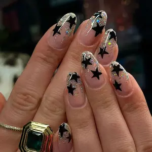 Star Pattern Fake Nails with Nail File & Tape, 24pcs/set French Style Short Press on Nails for Women & Girls DIY Nail Art, Elegant Stick on Nails Kit