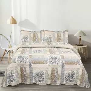 Karials Queen Bedspread Set 3-Piece - Reversible Flower Quilted Coverlet with 2 Pillow Shams, Lightweight Soft Polyester Quilt Bedding Set for All Seasons, Durable Stitching, Machine Washable