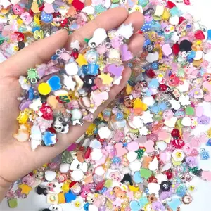 100pcs Cute Animal Nail Art Accessories, DIY Nail Decoration Set, Mixed Small Animals Nail Jewelry, Fun and Creative Nail Art Supplies
