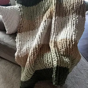 Chunky chenille soft blanket/throw