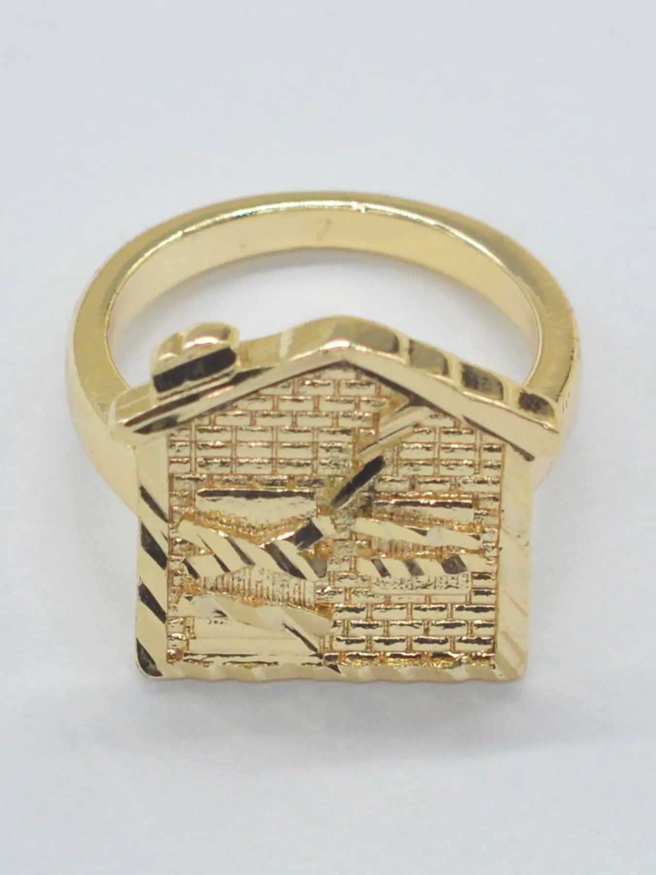 14k House Shape Carved Ring, Unisex Fashion Jewelry, Vintage Embossed Ring, Elegant Ring, Finger Rings, Statement Rings, Beautiful Rings, Perfect for Daily Wear, Parties, Gatherings, Gift Ideas