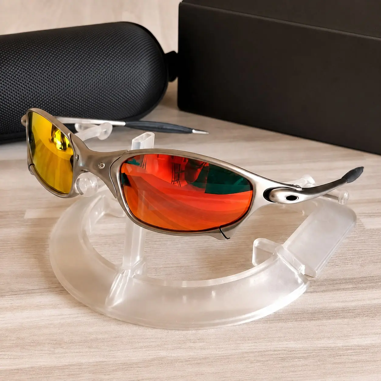Vintage X-Metal Inspired Sunglasses, UV400 Reflective Wraparound Sports Eyewear with Case for Men & Women