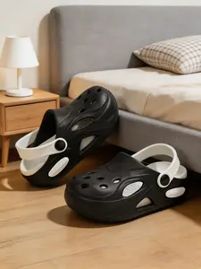 Hole Shoes, Simple Lightweight Design, Suitable for Outdoor Sports, Best Gift for Kids, Medium and Small Sizes