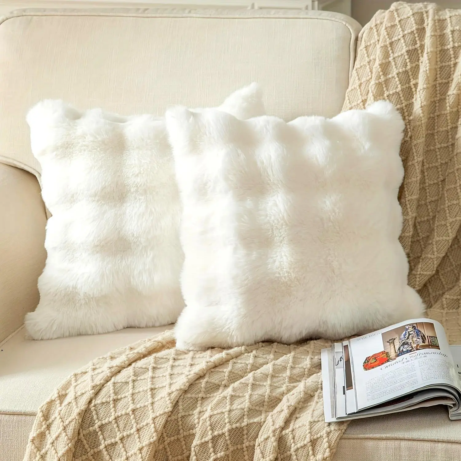 2 Soft Plush Faux Rabbit Fur Pillow Covers, Soft Furry Cushion Covers, Zipper Closure, Ideal for Sofa and Living Room Decor, Room Cozy Accessories