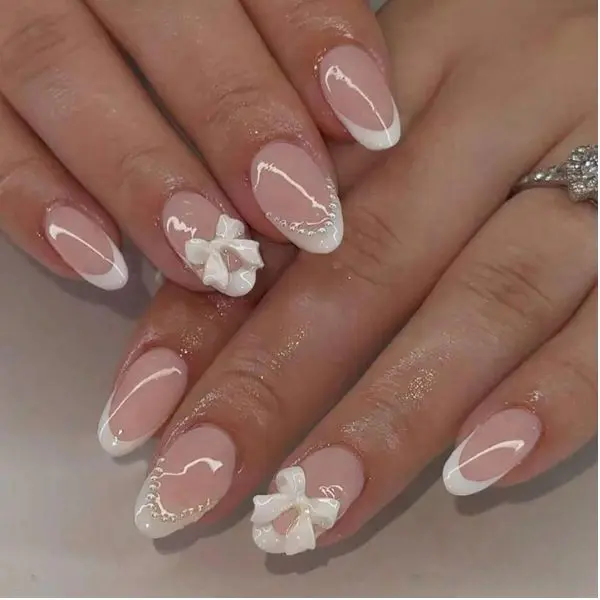 30 Pcs French Tip Press On Nails Short Almond, White Acrylic Fake Nails with 3D Pearl Pink Bow Design, Reusable Stick On Nails for Women & Girls, Almond Nail Tips, Nail Art Designs