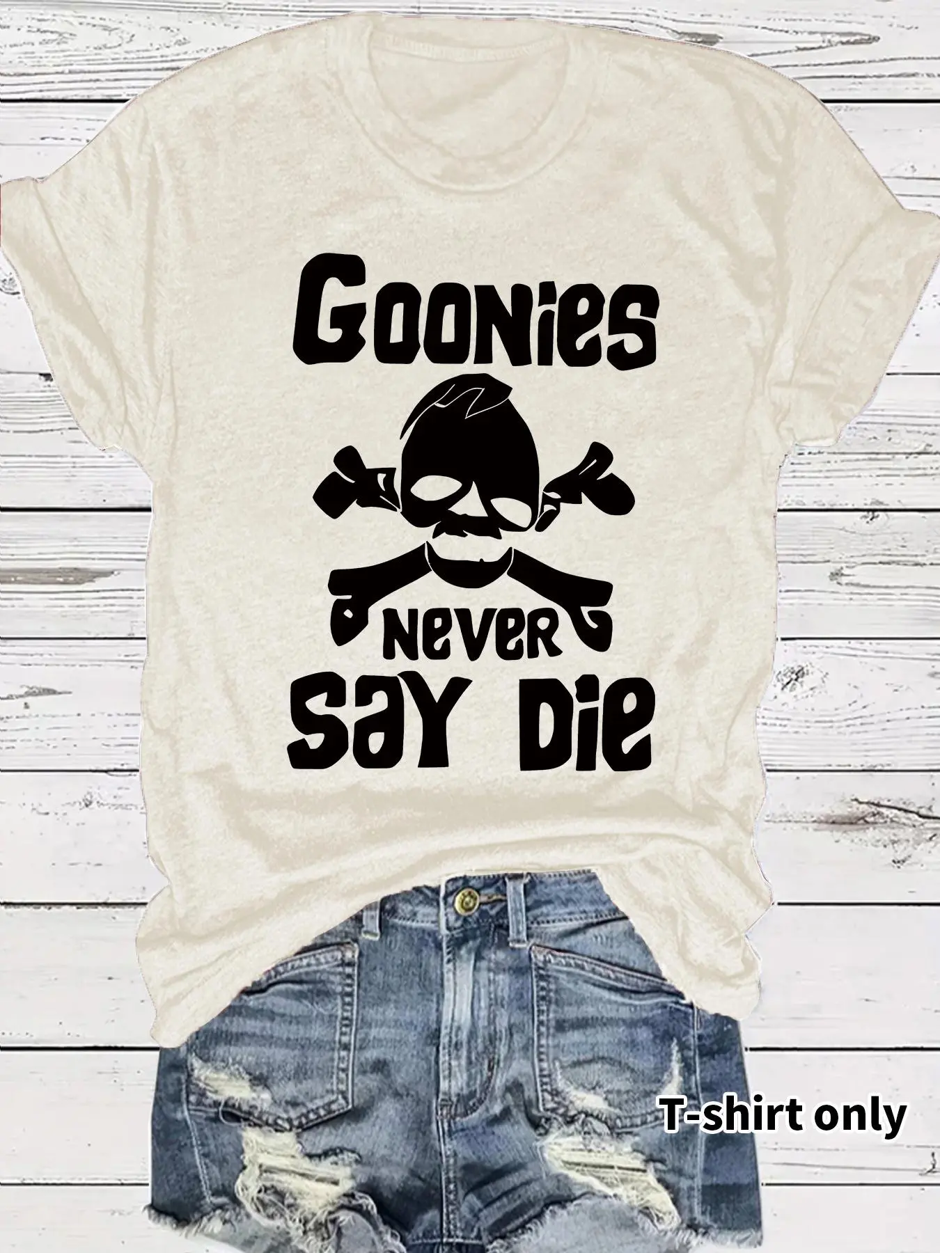 Women's Goonies Never Say Die Round Neck Graphic Tee, Vintage Trendy Casual Short Sleeve T-shirt for Daily Wear, Ladies Summer Outfit, Womenswear, Top