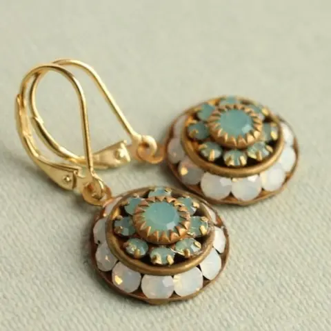 Boho Ethnic Feng Shui Rhinestone Flower Round Pendant Earrings, Vintage Design Women's Party Vacation Personality Ear Rings, Earrings Sparkling Earrings Hoops, Vintage Statement Earrings, Circle Shape Earrings, Stylish Jewelry, High Quality Earrings