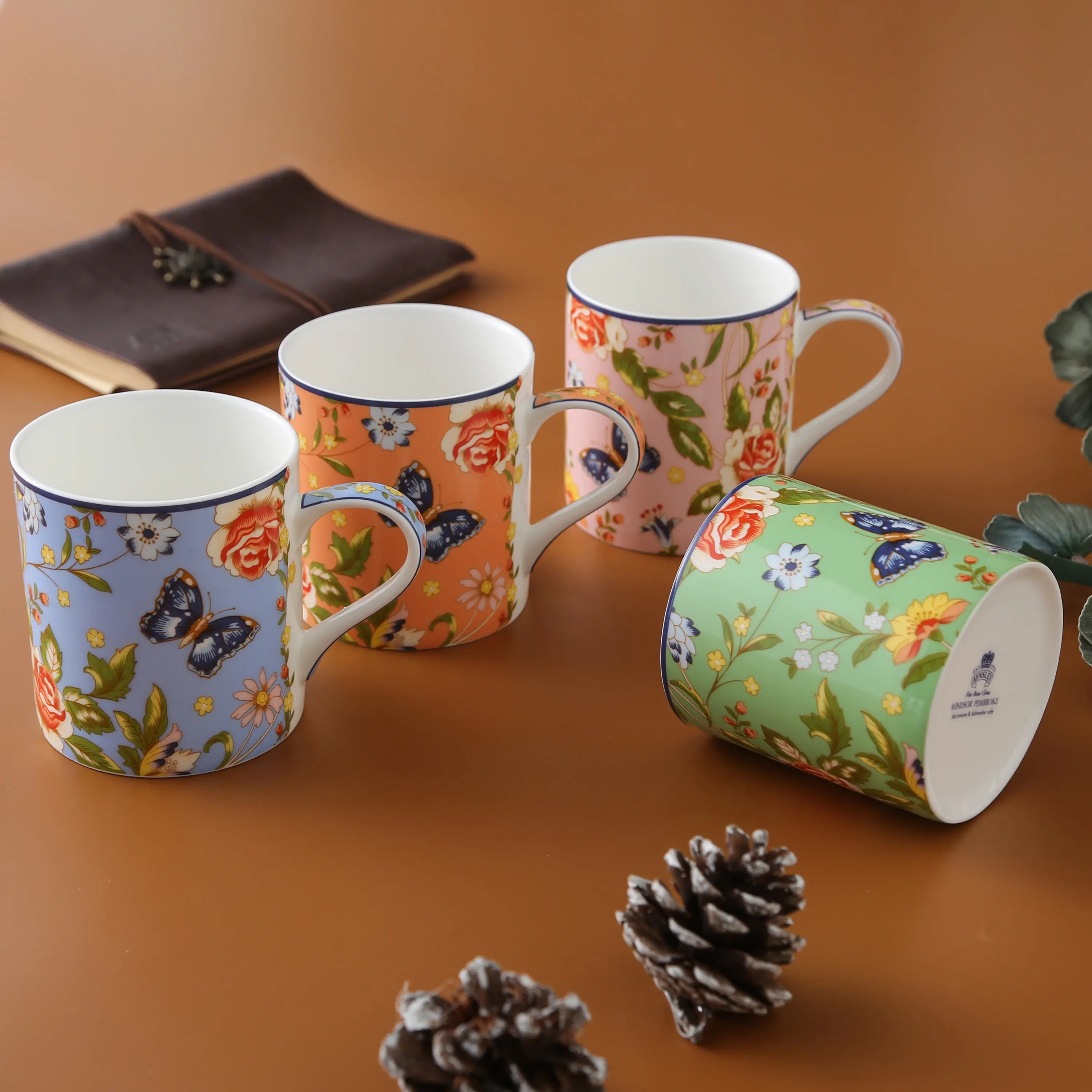 Aynsley British Classic Fine Bone Floral Ceramic Cup - Premium Quality Classic Mugs, Colorful Cups Mugs, 8.2cm L x 9cm H, 350ml, Washable Kitchenware, Ideal for Cozy Mornings/Afternoon Tea, Home Aesthetics Gift