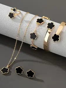 Lucky Flower Alloy Jewelry, Lucky Flower design,Neckline, Artemis bracelets, bracelets, rings, CloverJewelry, four-leaf clover garland. Elegant Gift