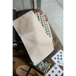 LINEN COTON POCKET SQUARE IN YELLOW