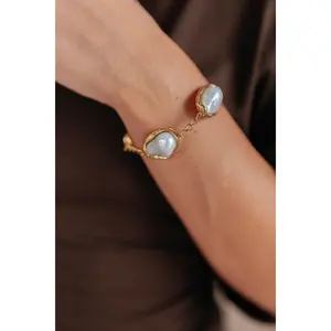 Aluna Pearl Bracelet