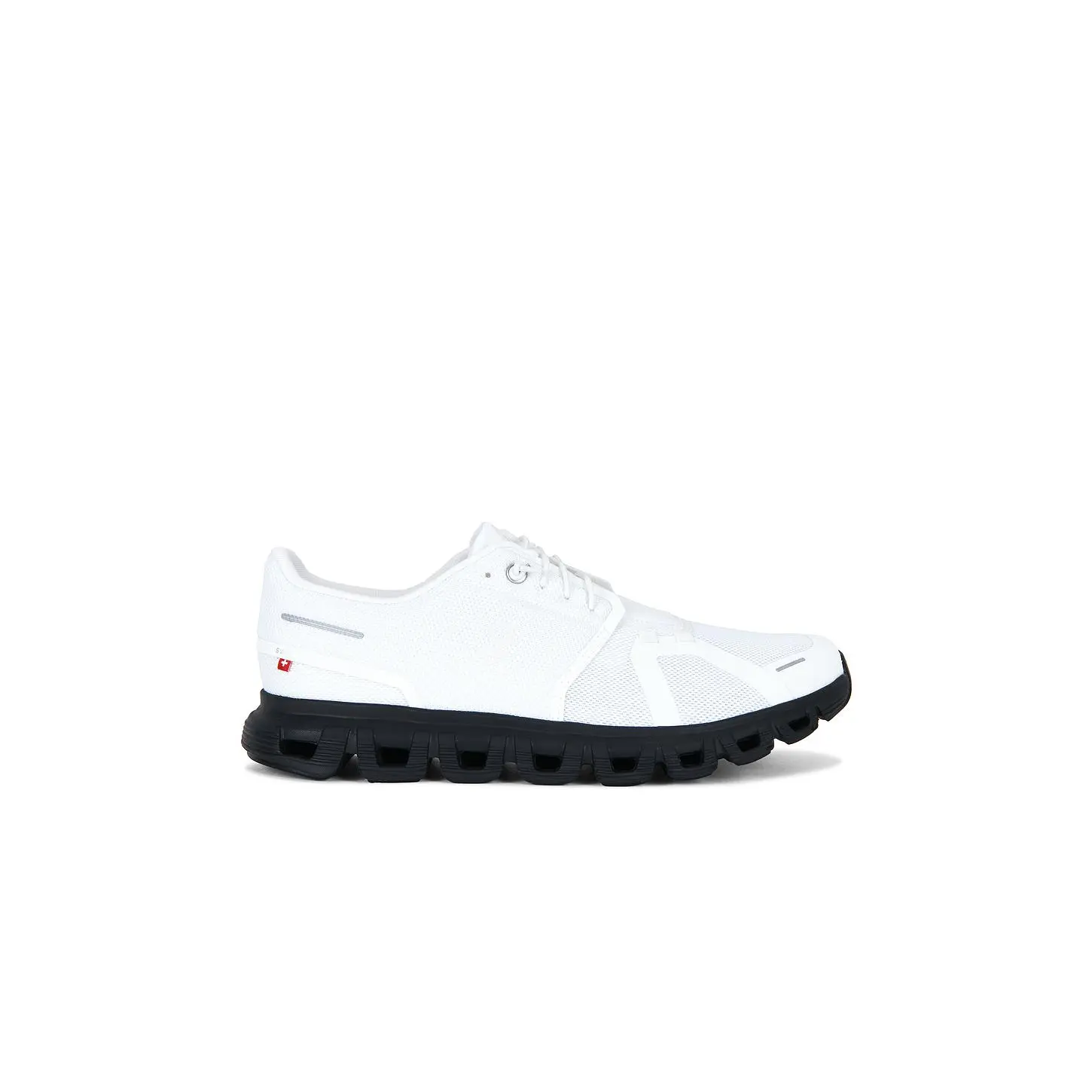 On Cloud 6 in White & Black