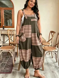 Plus size women's fashionable versatile color-block double-pocket cuffed sleeveless overalls Casual Jumpsuit, suitable for summer, daily commuting, casual wear, and vacation