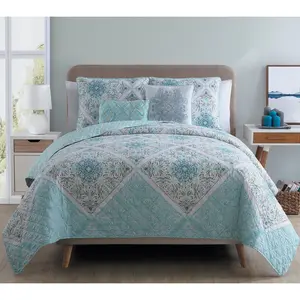 VCNY Home Windsor Reversible Medallion Quilt Set, King VCNY Home Windsor Reversible Medallion Quilt Set, King
