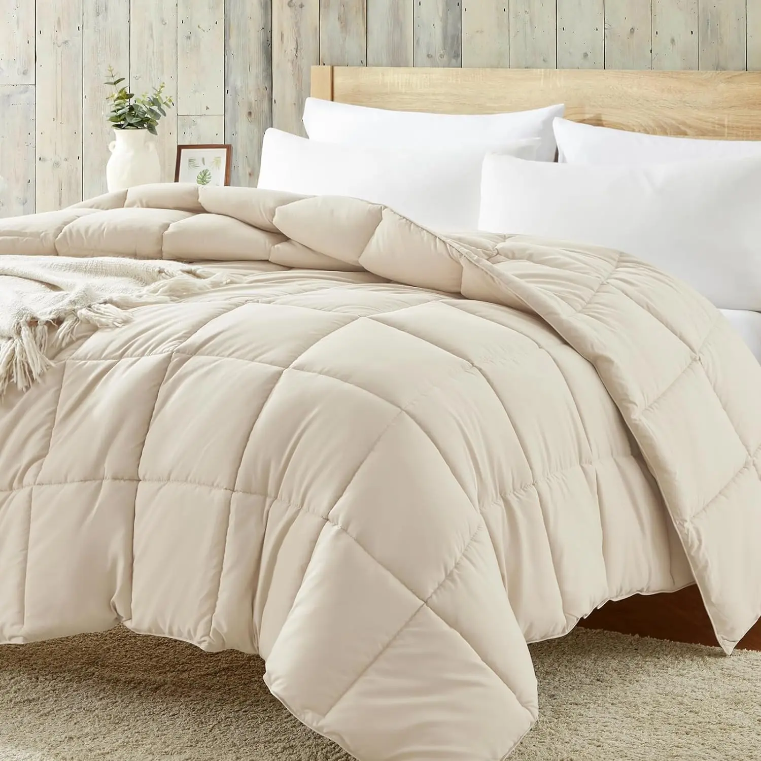 Homelike Moment Comforter King Size - Beige Duvet Insert down Alternative Bed King Comforter, Lightweight Bedding Comforters Quilted Soft All Season Beige
