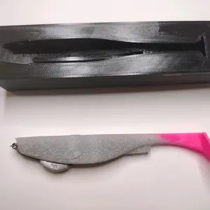 Paddle tail soft plastic fishing molds