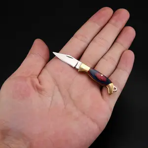 Miniature knife keychain hanging knife, folding knife, portable small knife, compact knife