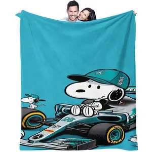 Snoopy Pattern, Soft, Warm And Lightweight Plush Blanket, Suitable For Bed, Sofa, Car, Room Decoration, Suitable As a Moving And Holiday Gift