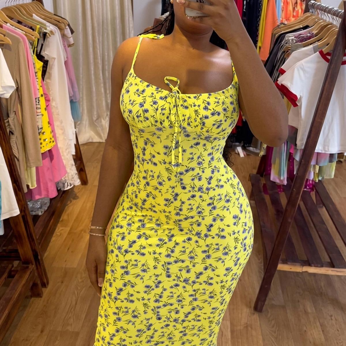 ChicMe Women's Ditsy Floral Print U-Neck Self Tie Spaghetti Straps Mermaid Hem Maxi Dress Slim Fit Ruched Zipper Back Tied Detail Vacation Dress