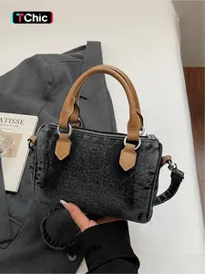 Retro denim patchwork shoulder bag | With a vintage silhouette and denim patchwork details, it is perfect for all outfits and a must-have retro versatile for lazy people