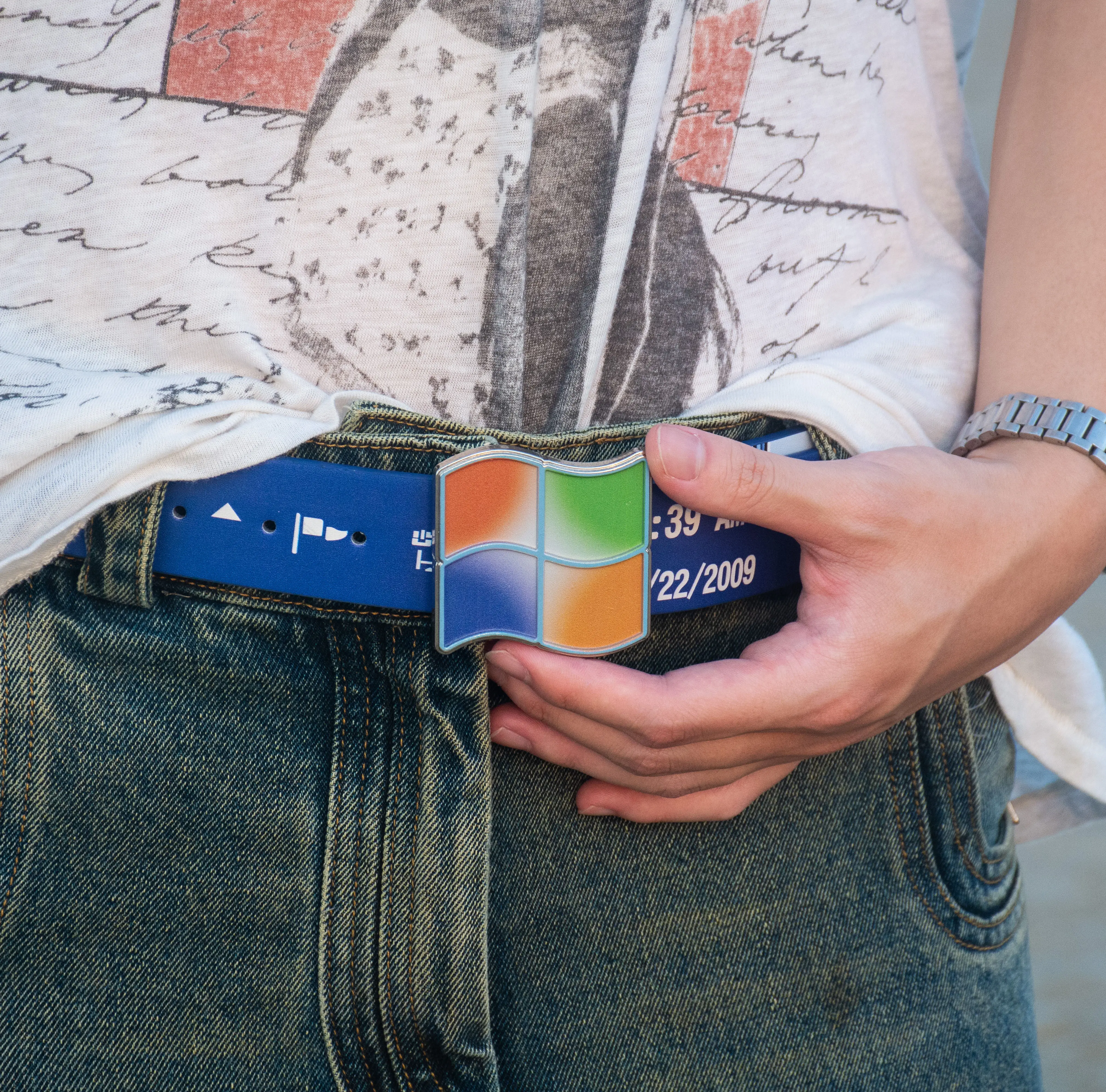 Windows 7 Retro Taskbar Belt – Y2K Computer Logo Buckle Waist Belt