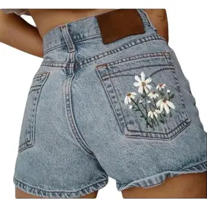 2025 Summer New Retro Street Fashion Embroidery Slim Raw Edge Denim Shorts Women Jeans Pants Blue Casual Western Floral Womenswear jean shorts Bottom