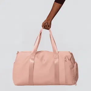 SNATCHED BODY Chic Pink Duffle Bag | Stylish Travel Companion | Carry-On Approved & Lightweight Design