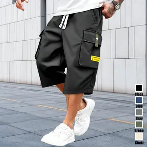 Men’s shorts made from lightweight fabric; sizing runs small—we recommend choosing one size up. Diagonal pocket openings; suitable for everyday casual wear and beach vacations. Men’s shorts set.
