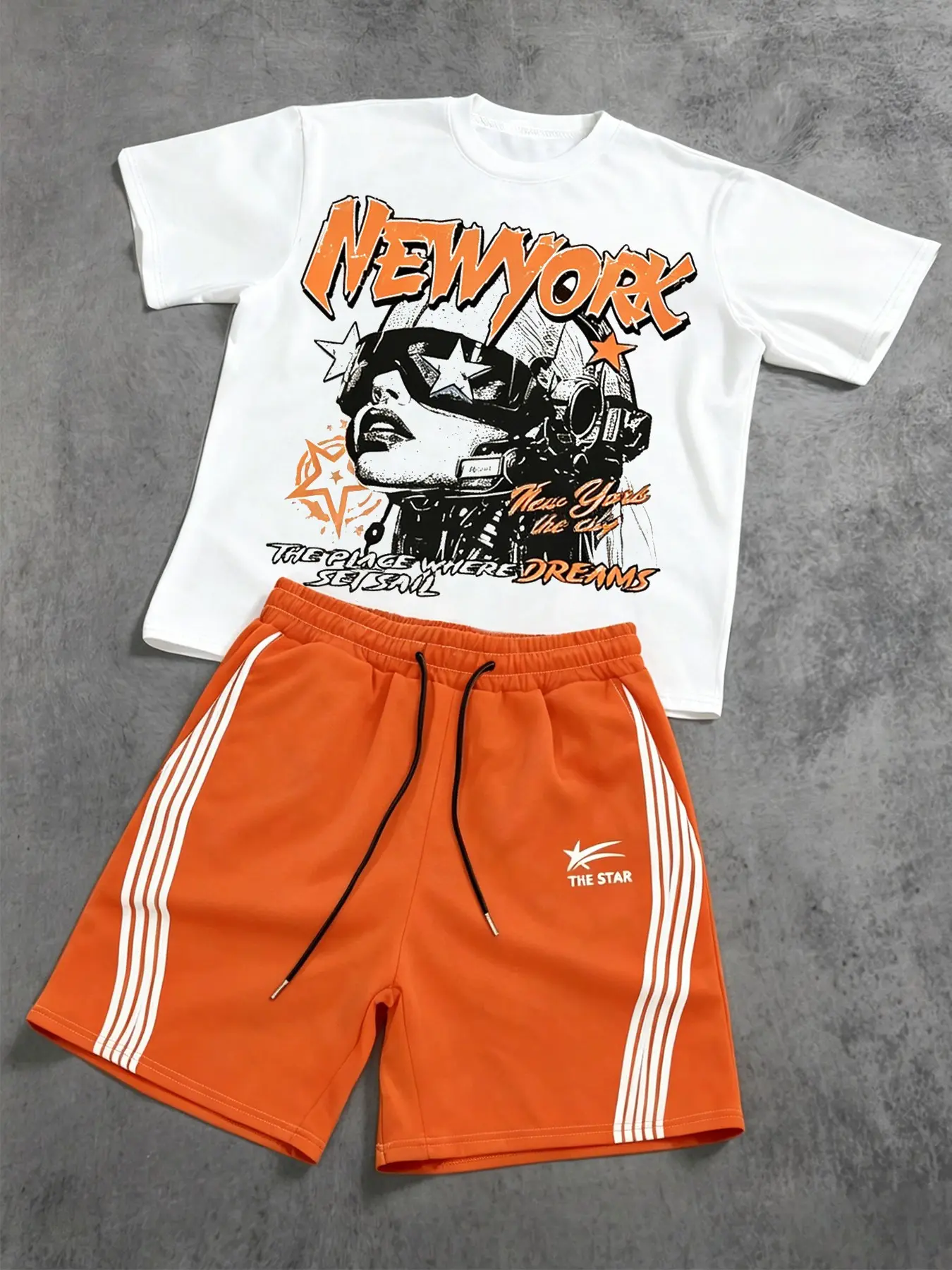 Y2K New York print matching two-piece set, men's patterned printed T-shirt and orange striped shorts, street casual sportswear, perfect for summer streetwear and OOTD