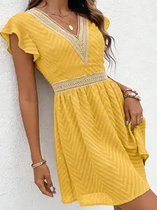 A fashionable new women's V-neck lace patchwork dress with wave pattern waist cinching and slimming Casual Wear vacation style short A-line skirt, suitable for summer, home, indoor, and outdoor wear