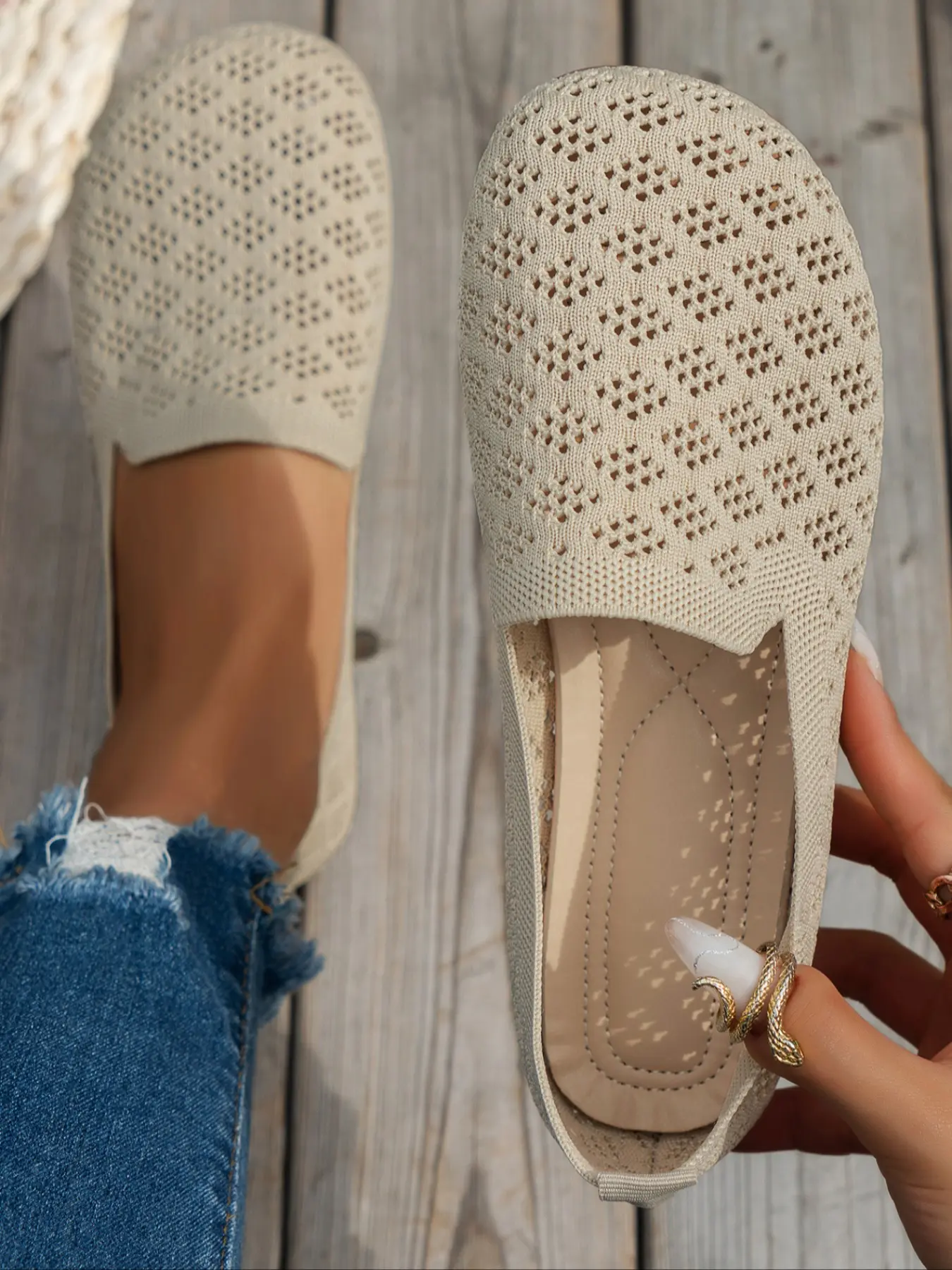 Women's Hollow Out Knit Shoes, Casual Round Toe Lightweight Flats, Comfortable Textile Upper & Rubber Sole, Elegant All-Season Footwear, Casual Slip Ons