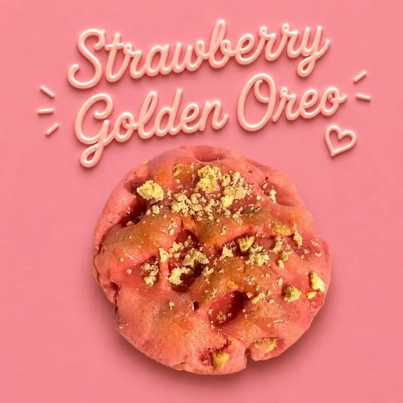 Strawberry Golden Oreos Strawberry Golden Oreos