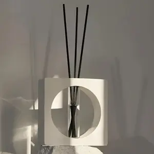 Modern Minimalist Diffuser with Geometric Design - Fireless Essential Oil Diffuser, Aroma Diffuser, Aromatherapy Scent Diffuser, Fragrance Oil Diffusers, Decorative Desk Accent for Home, Office - Perfect Gift For Lovers, Home Fragrance, Home Decor
