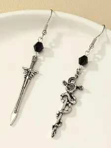 Vintage Sword Design Asymmetrical Dangle Earrings (1 Pair), Vintage Western Gothic Jewelry for Women, Retro Jewelry for Party, Daily Clothing Decor, Trendy All-match Jewelry for Birthday Gift, Vintage Sword Motif, Fashion Dangle Earrings