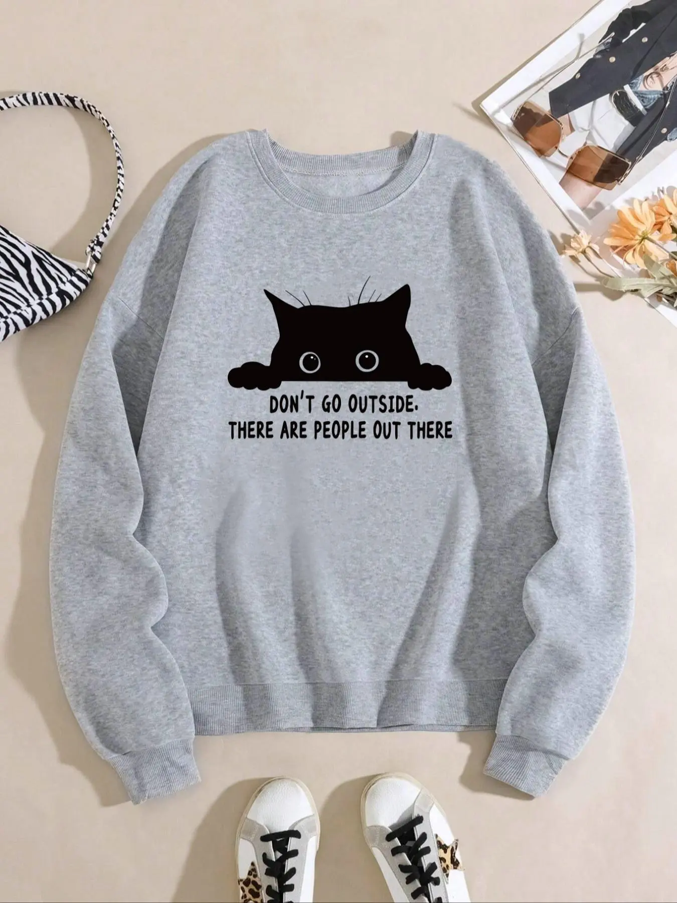 Women's Cat & Letter Print Crew Neck Sweatshirt, Casual Drop Shoulder Long Sleeve Pullover, Women's Fall & Winter Clothes for Daily Wear