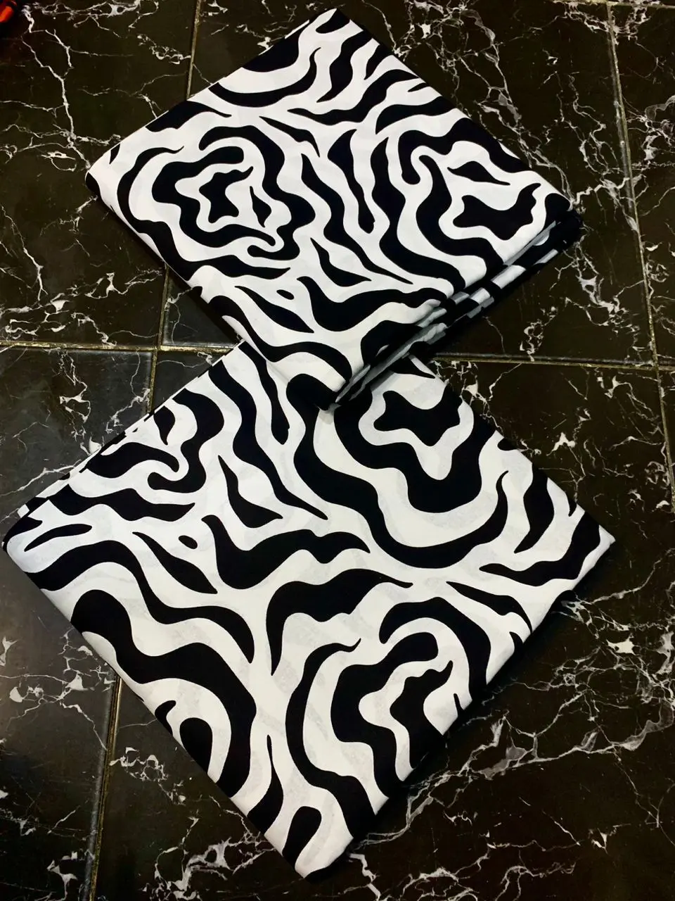 High Quality White and Black African Print Ankara Fabric AF118 - Ideal for African Quilts, Home Decor Projects