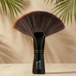 Bronze and Boujee body brush for drying powder Black Skin Buffing Bristle Handle