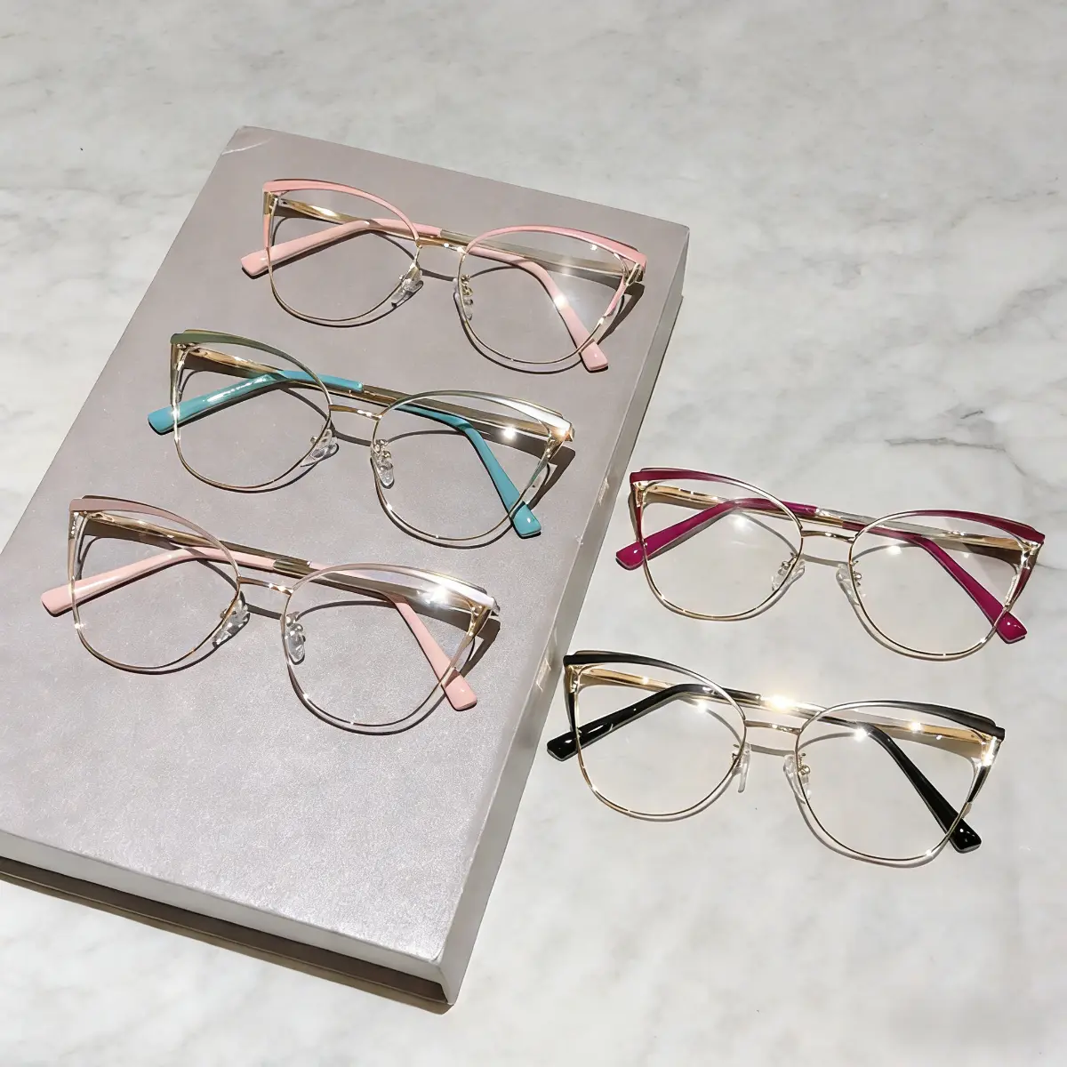 Unisex Cat-Eye Metal Frame Blue Light Blocking Glasses, Sleek Plain Front Design, Advanced Anti-Blue Light Technology, Targeted Lenses, Lightweight Comfort, Clear Color-True Eyewear for Everyday Screen Use