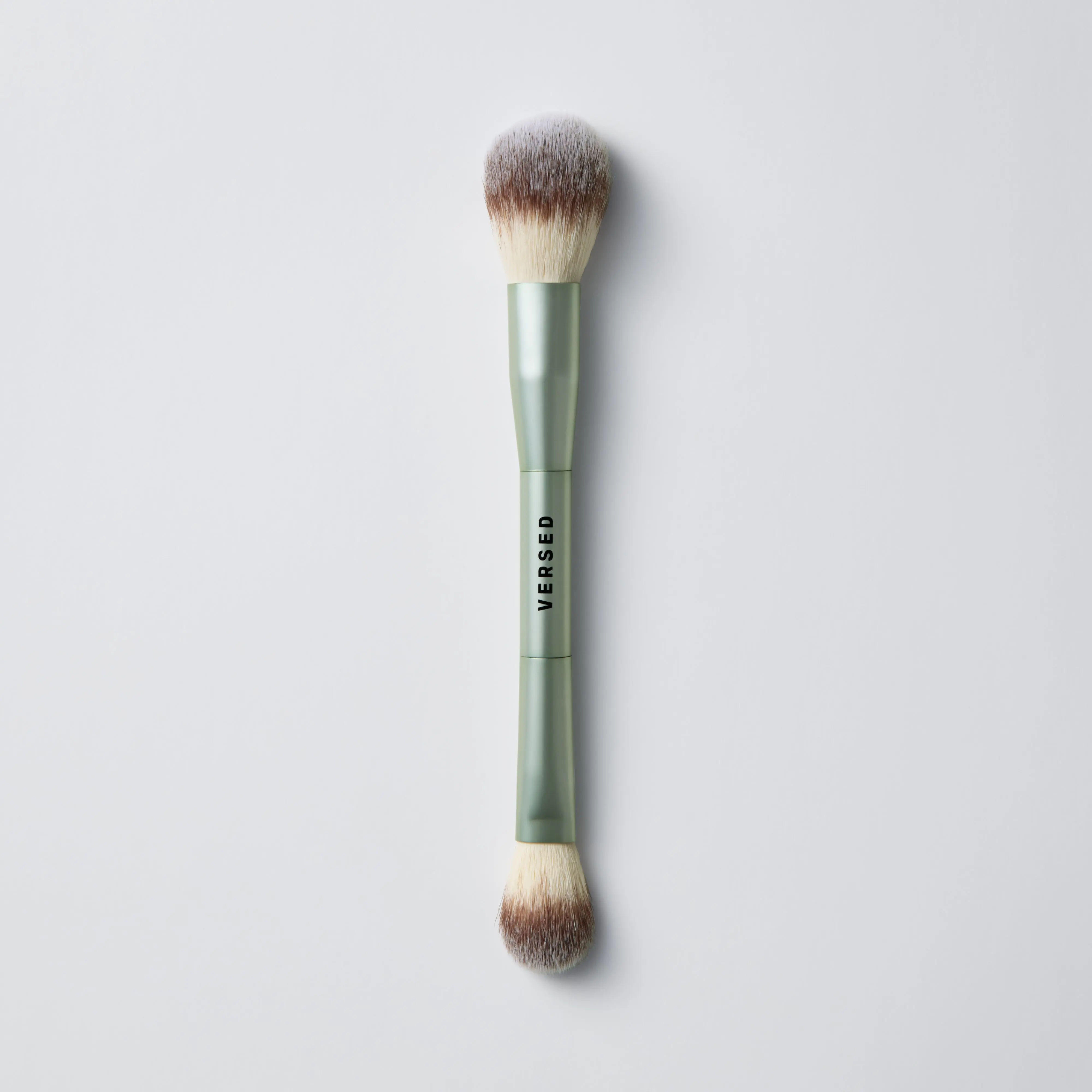Versed Face Perfector Powder Brush – Makeup Brush for Setting Powder Application – Buffs, Blends & Minimizes Texture for a Smooth, Skin-Like Finish – Ideal for Loose or Pressed Powder – Vegan & Cruelty-Free