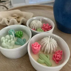 Cactus Soy Candle - Handmade, Non-Toxic, 100% Handmade, Customizable Aroma & Colors, Pre-Waxed Natural Cotton Wick, White Gift Bag Included - Paint, Float, Cute