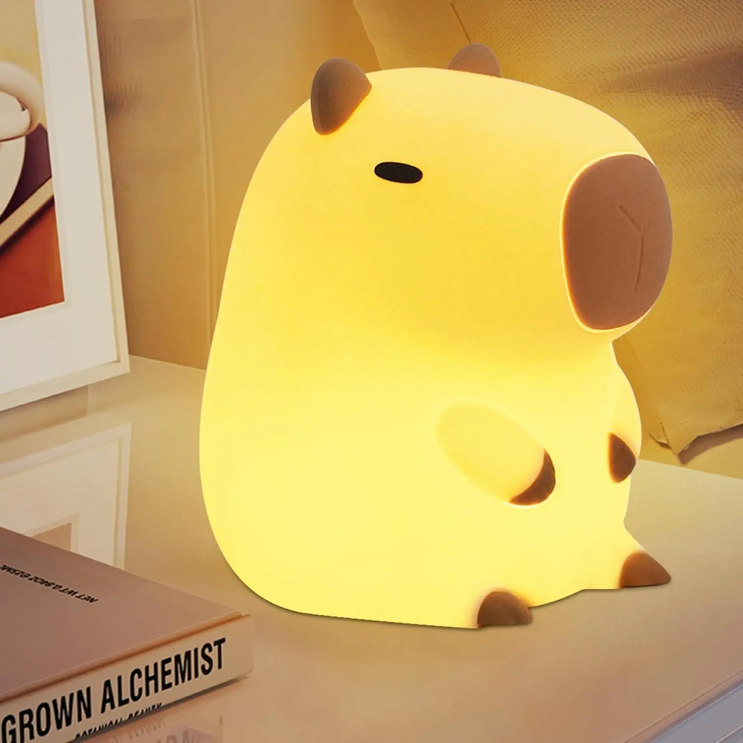 Silicone Capybara Desk Ornament - USB Powered Ambient Mood Lighting for Office Setup - Portable Decorative Figure
